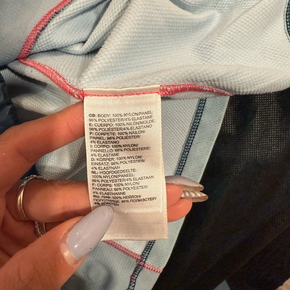 🔥The North Face Flasdry Navy and Sky Blue Quarter-Zip🔥 - Picture 4 of 7